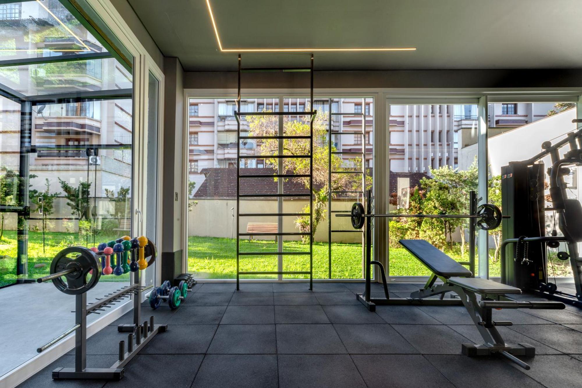 Hotel Laghetto Stilo Borges Gramado Kültér fotó The gym at the 1001